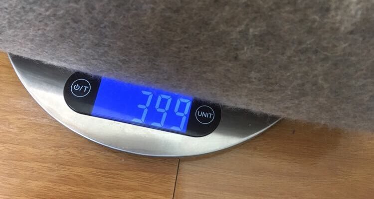 エドワードブラウン　カシミヤストール重量は399g